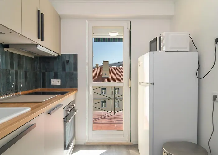 Riverfront Apartment *